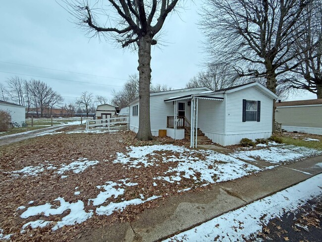 Building Photo - 2900 N Apperson Way