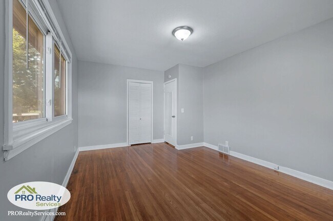 Building Photo - 8336 Blaisdell Ave S