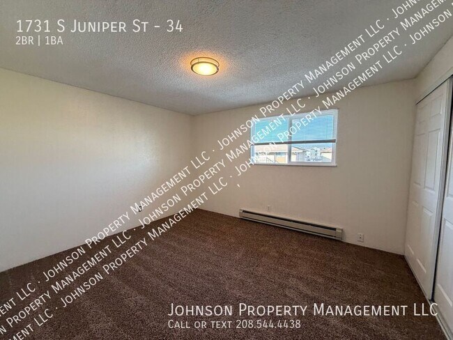 Building Photo - 1731 S Juniper St