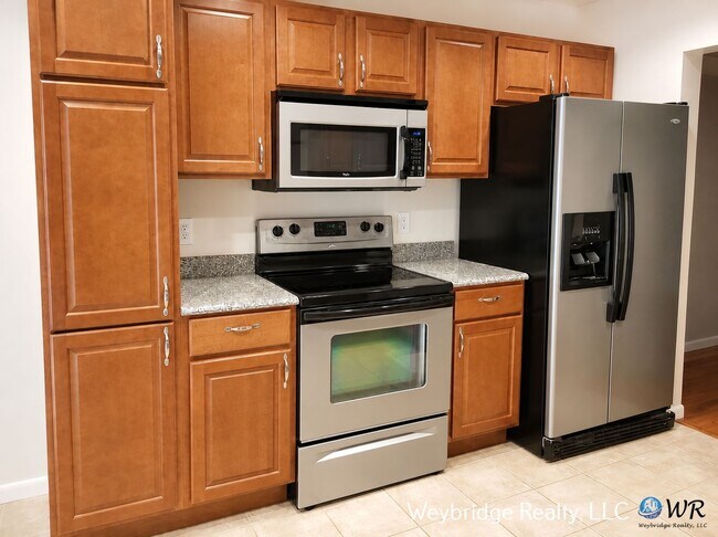 Building Photo - 9821 Timbers Dr