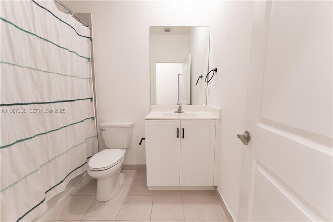 Building Photo - 25185 SW 108th Ave