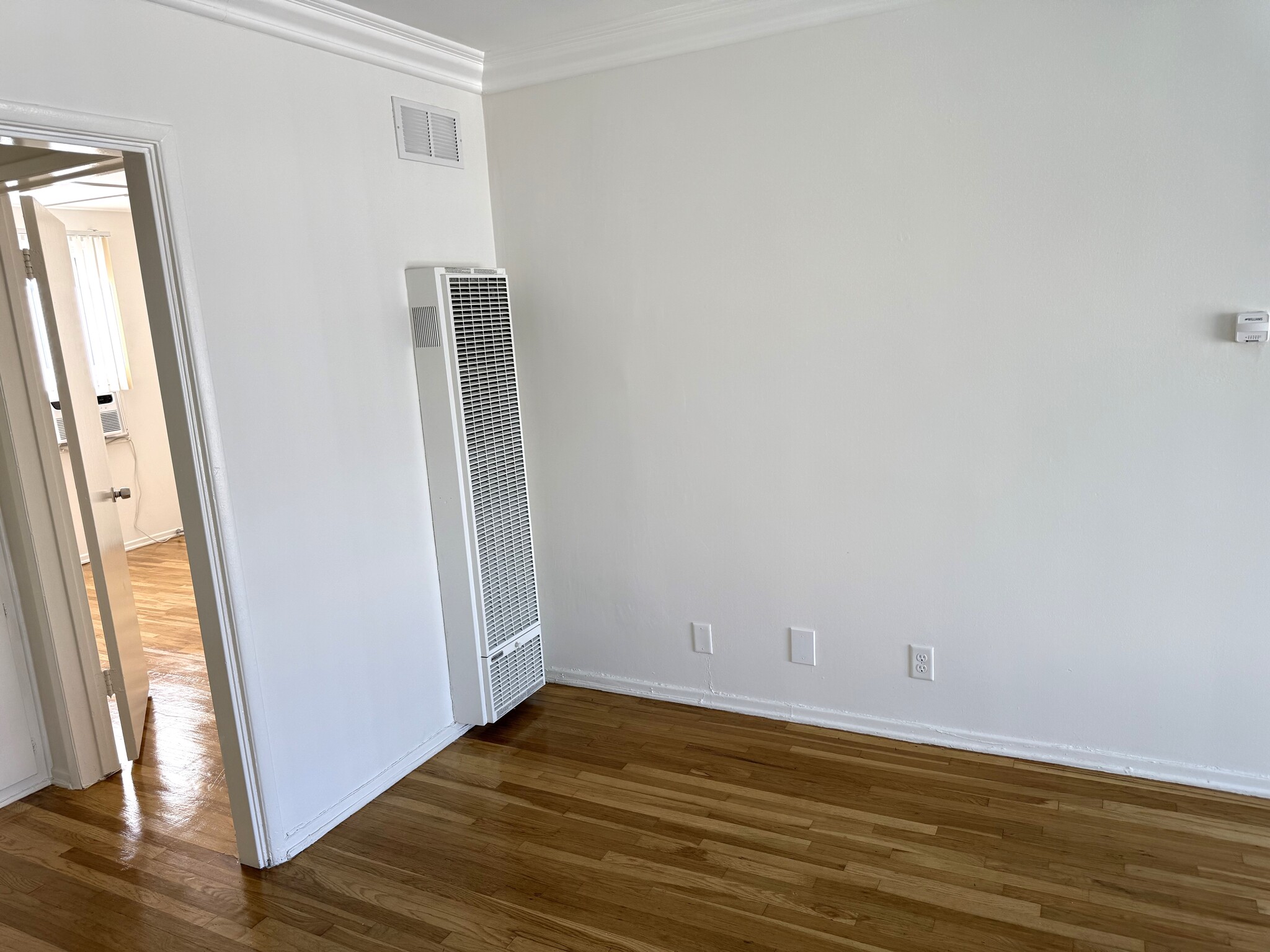 Building Photo - 4445 Murietta Ave