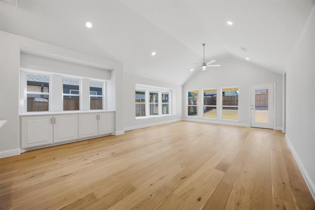 Building Photo - 302 Kettlewood Dr