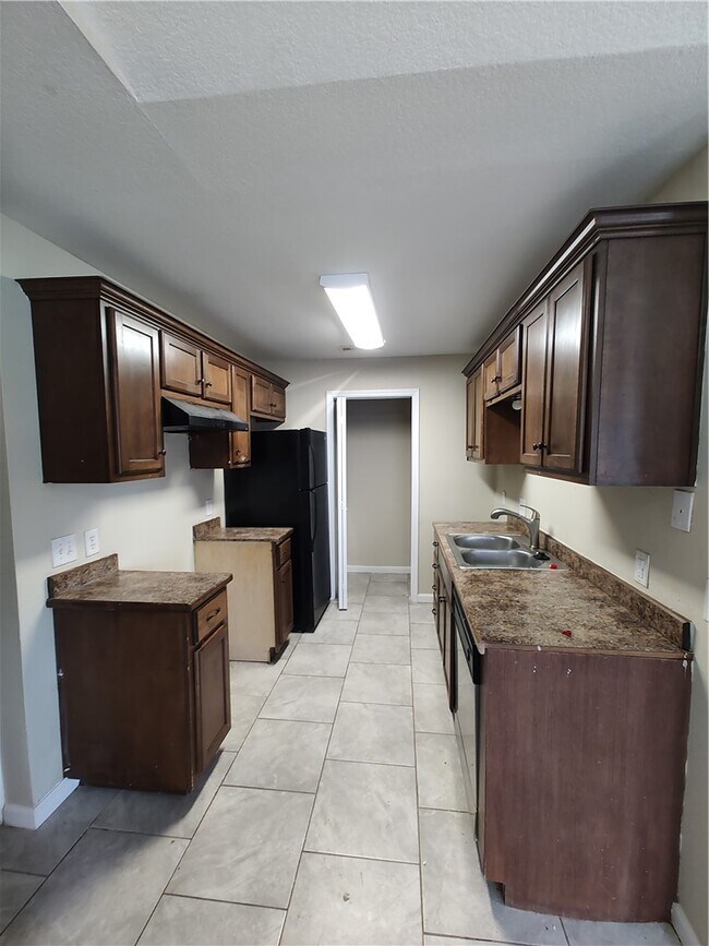 Building Photo - 4096 Delmon Ln