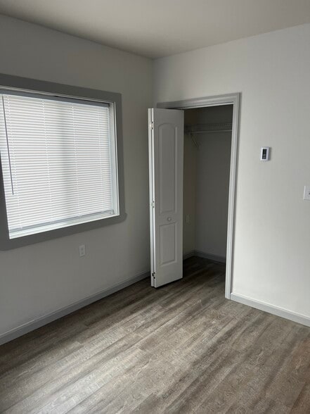 Building Photo - 19 Hammond Ln