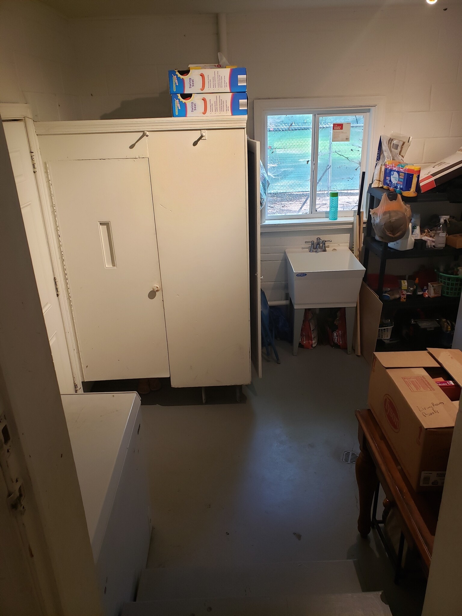 Building Photo - 1001 Shelby Dr