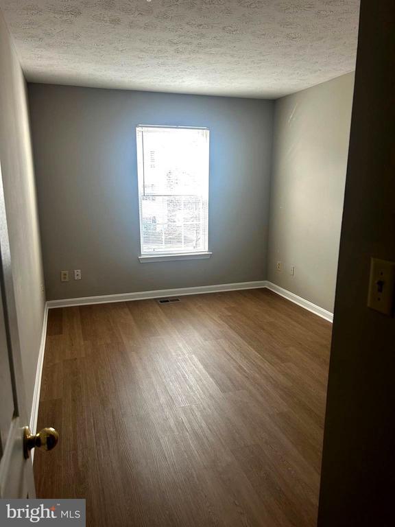 Building Photo - 2140 Bristol Dr