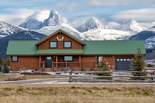 Building Photo - 4535 Roxanne St