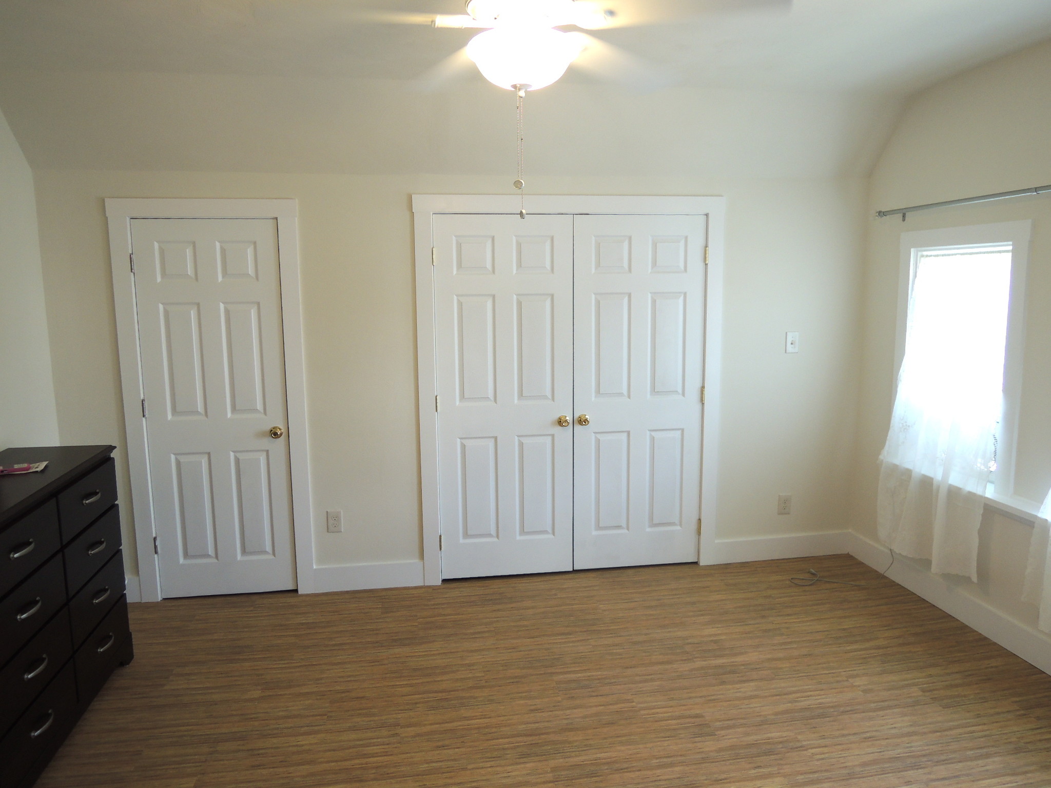 Lots of closet space - 1035 Chislett St