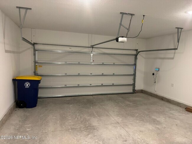 Building Photo - 15512 Whispering Fir Dr