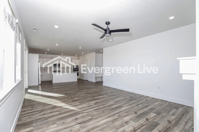 Building Photo - 15164 Cumulus Way