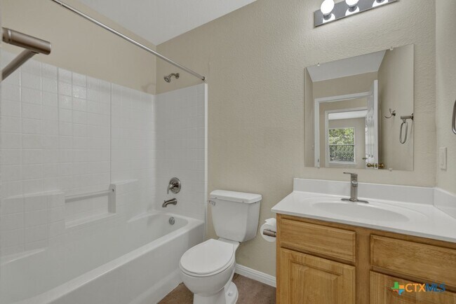 Building Photo - 3111 Douglas Fir Dr
