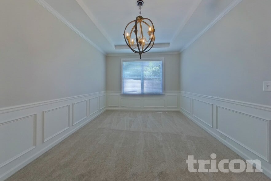 Building Photo - 3535 Arbroath Dr