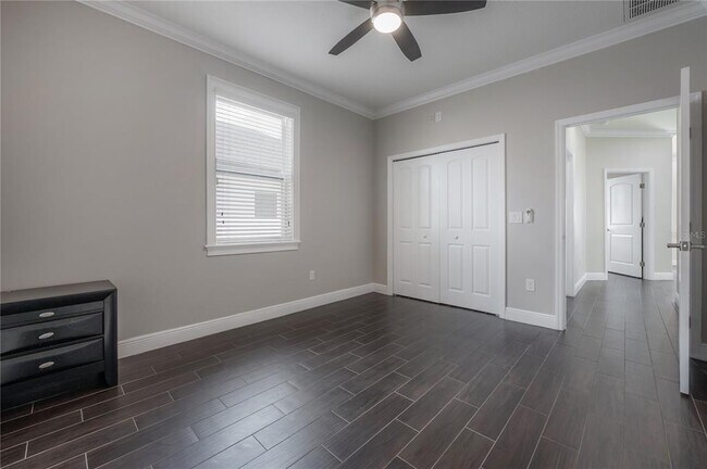 Building Photo - 2510 W South Ave