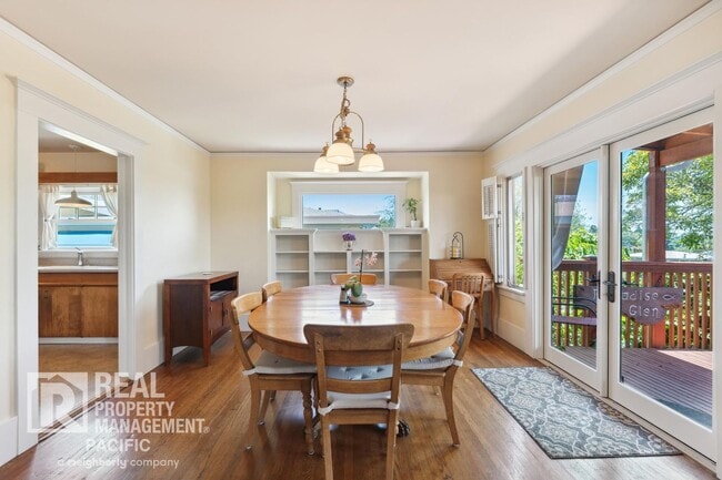 Building Photo - Beautiful North Berkeley Craftsman with Bay View