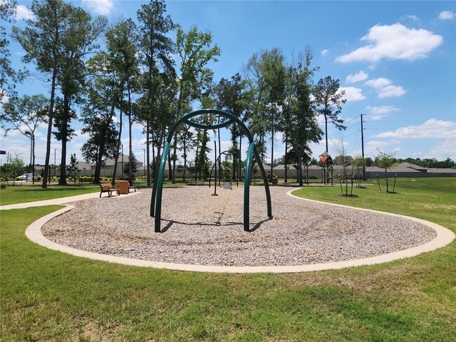 Building Photo - 18242 Via Aurelia Dr