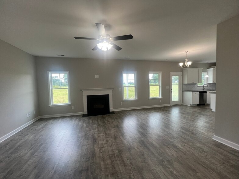 Living Room - 620 Ballance Rd