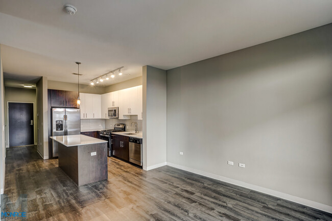 Floorplan - 851 West