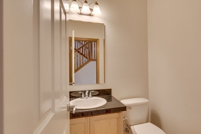 Building Photo - For Rent | Stunning 4-Bedroom Home in Brookside Estates