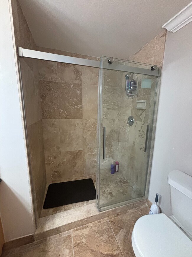 Building Photo - 1205 Reserve Way