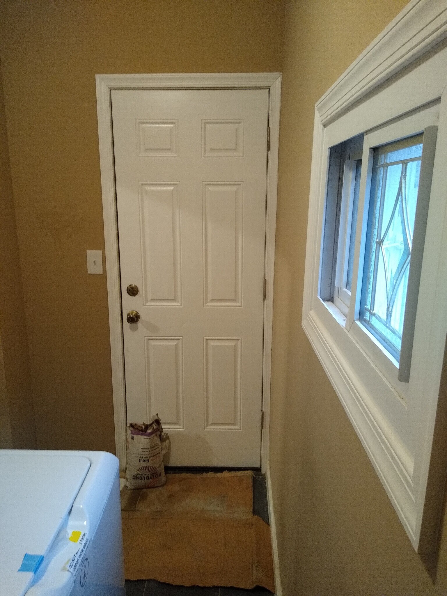 Building Photo - 2054 Ann St