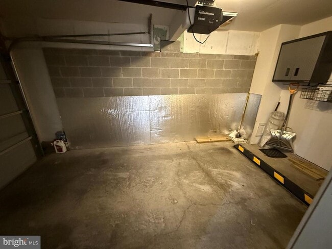 Building Photo - 7211 Maidstone Pl