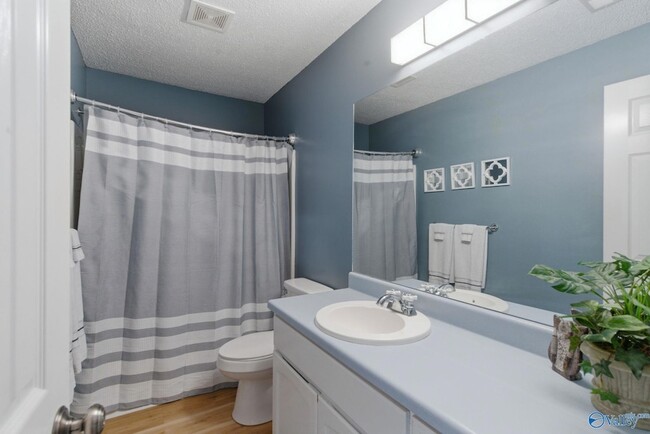 Building Photo - 236 River Oaks Dr