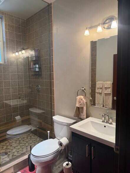 Building Photo - 150 Village Crossing Way