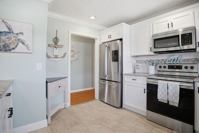 Building Photo - 525 N L St