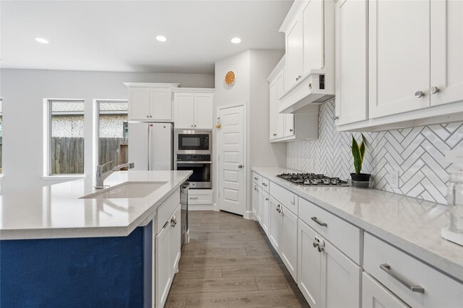 Building Photo - 29427 Mesquite Oaks Dr