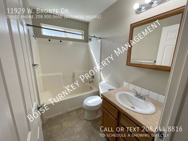 Building Photo - 11929 Bronte Dr