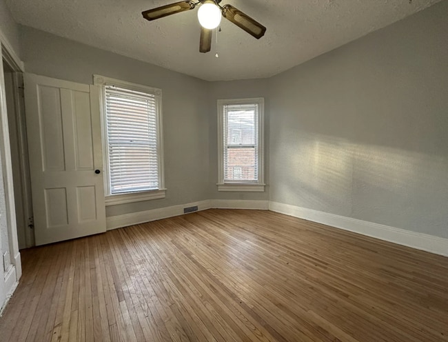 Building Photo - 1613 E State St