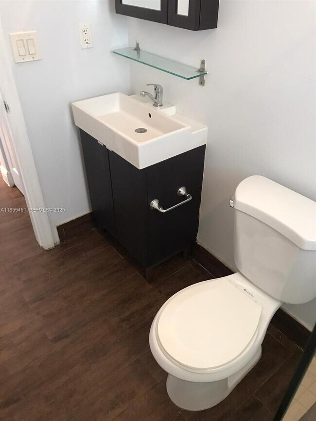 Building Photo - 131 NW 15th St