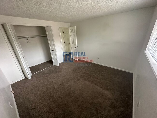 Building Photo - 3528 S Richfield St