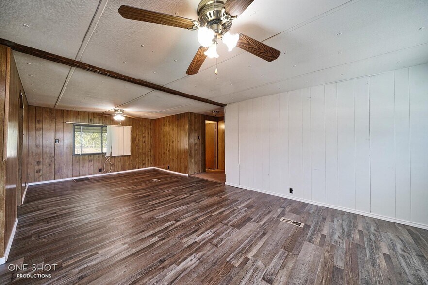 Building Photo - 156 Mulberry Rd