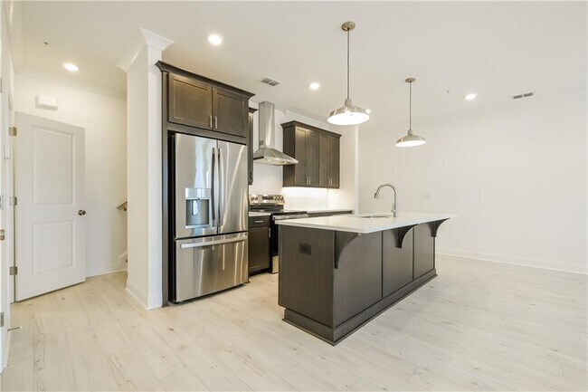 Building Photo - 514 Alice Wy