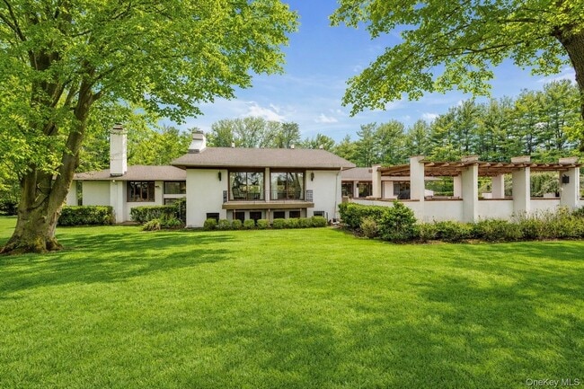 Building Photo - 8 Plaka Ct