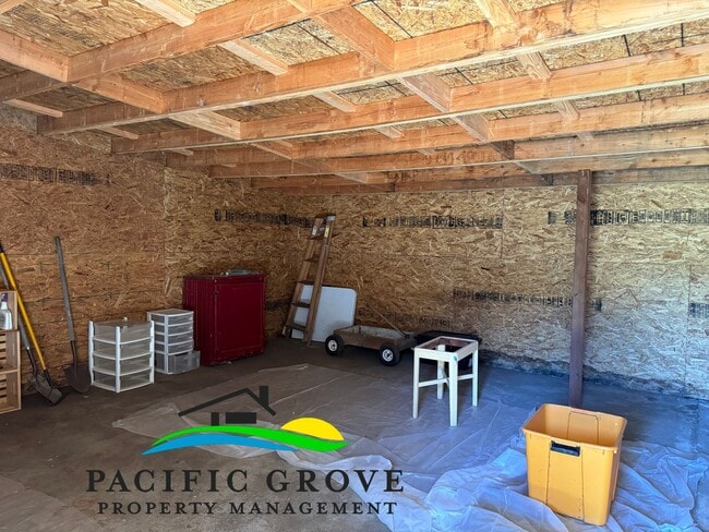 Building Photo - Delightful 3-Bedroom, 2 bath home in Pacif...
