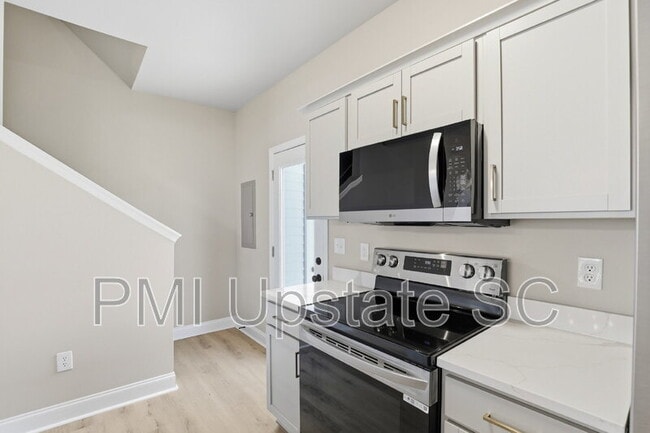 Building Photo - 109 Virginia Ave