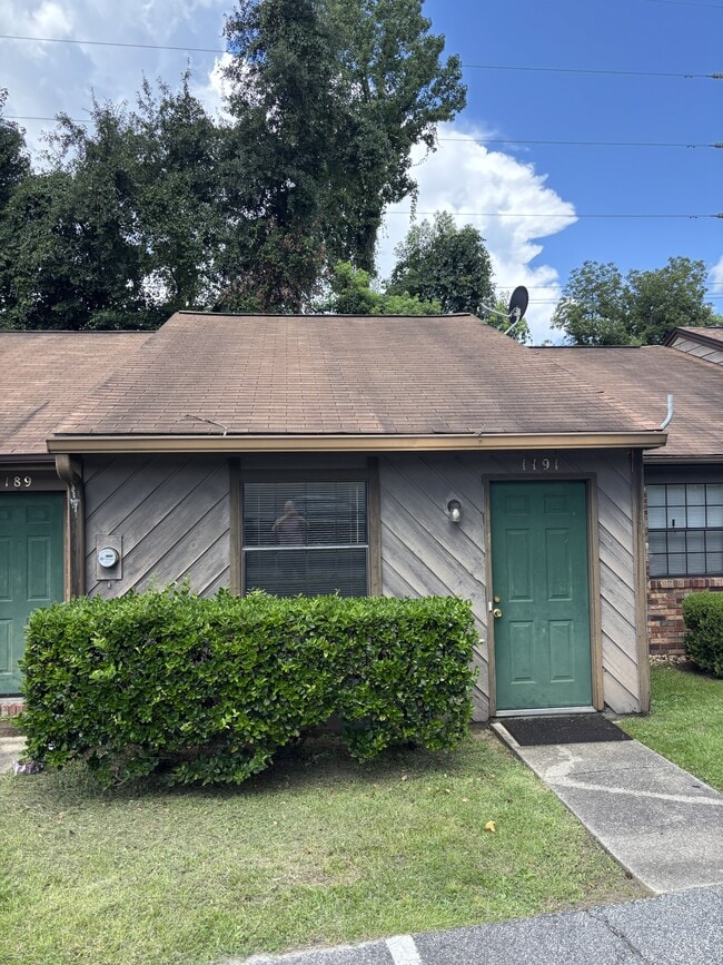 Primary Photo - 1191 Ocala Rd