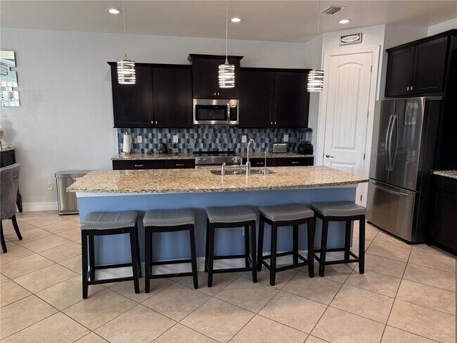 Building Photo - 2599 Marton Oak Blvd