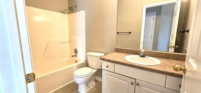 Building Photo - 3350 Steeple Way