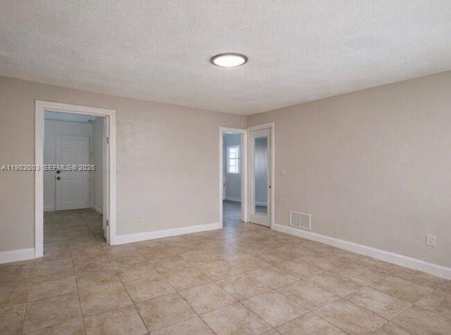 Building Photo - 12275 NE 19th Ave