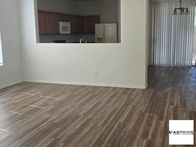 Building Photo - 8560 N 63rd Ln