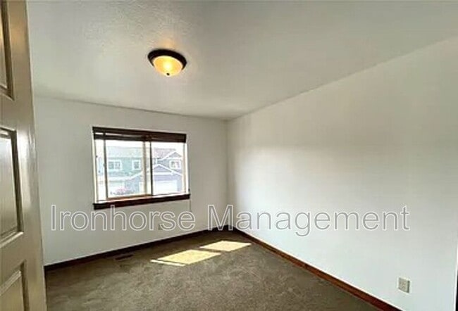 Building Photo - 103 Covey Ct