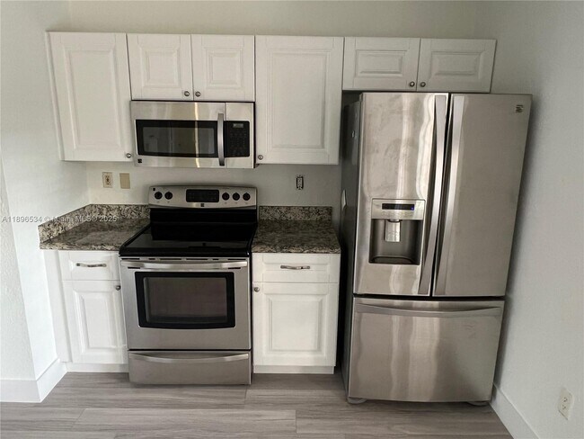 Building Photo - 15434 SW 168th Terrace