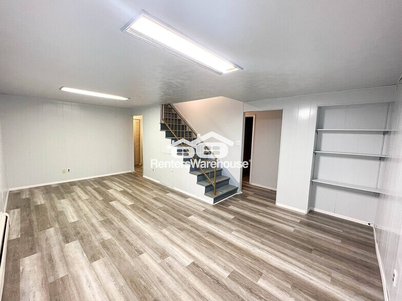 Building Photo - 16382 W 55th Pl