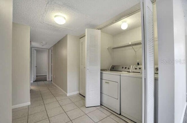 Building Photo - 2690 Coral Landings Blvd