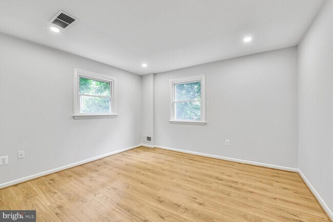 Building Photo - 1403 Ellison St