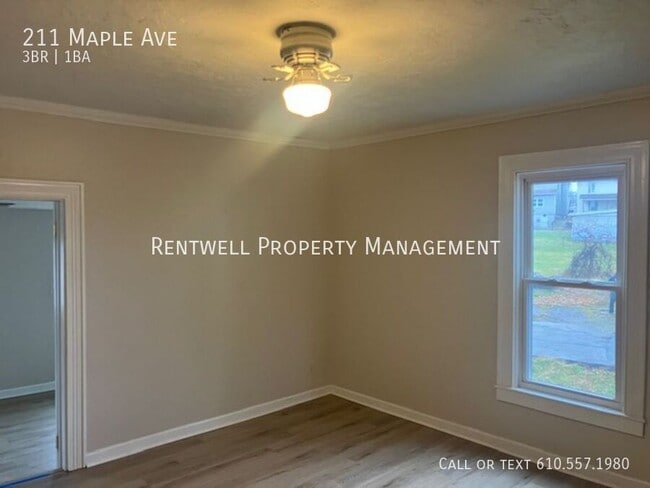 Building Photo - 211 Maple Ave